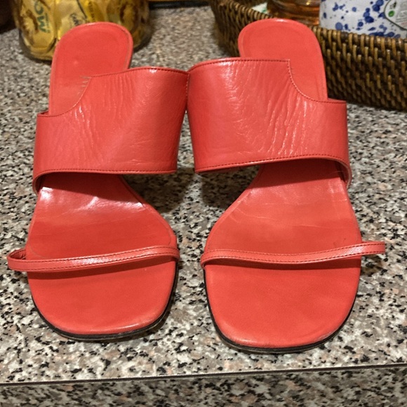 Fabulous Yves Saint Laurent mules. - Picture 4 of 4